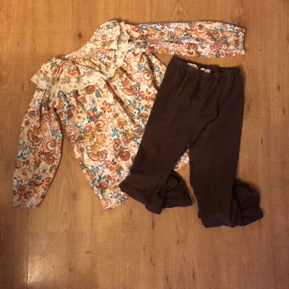 •Free Planet• Girls Blouse and Leggings Set